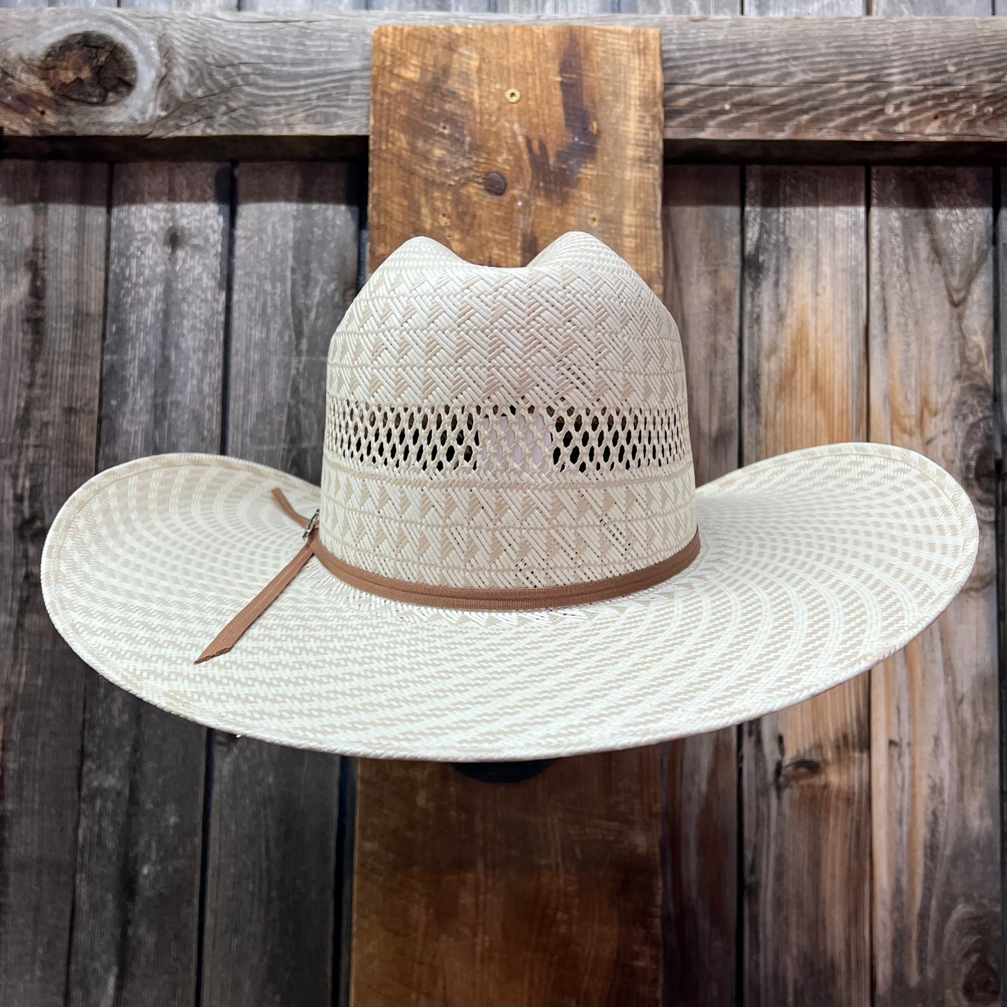 Twister Go Time 4 1/4" Brim