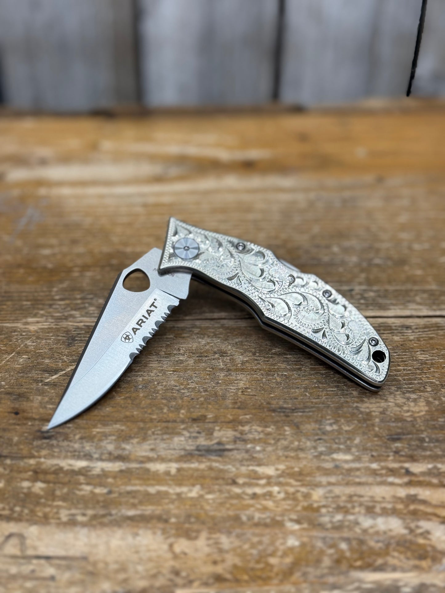 Ariat Folding Knife Hybrid Blade Silver| Large