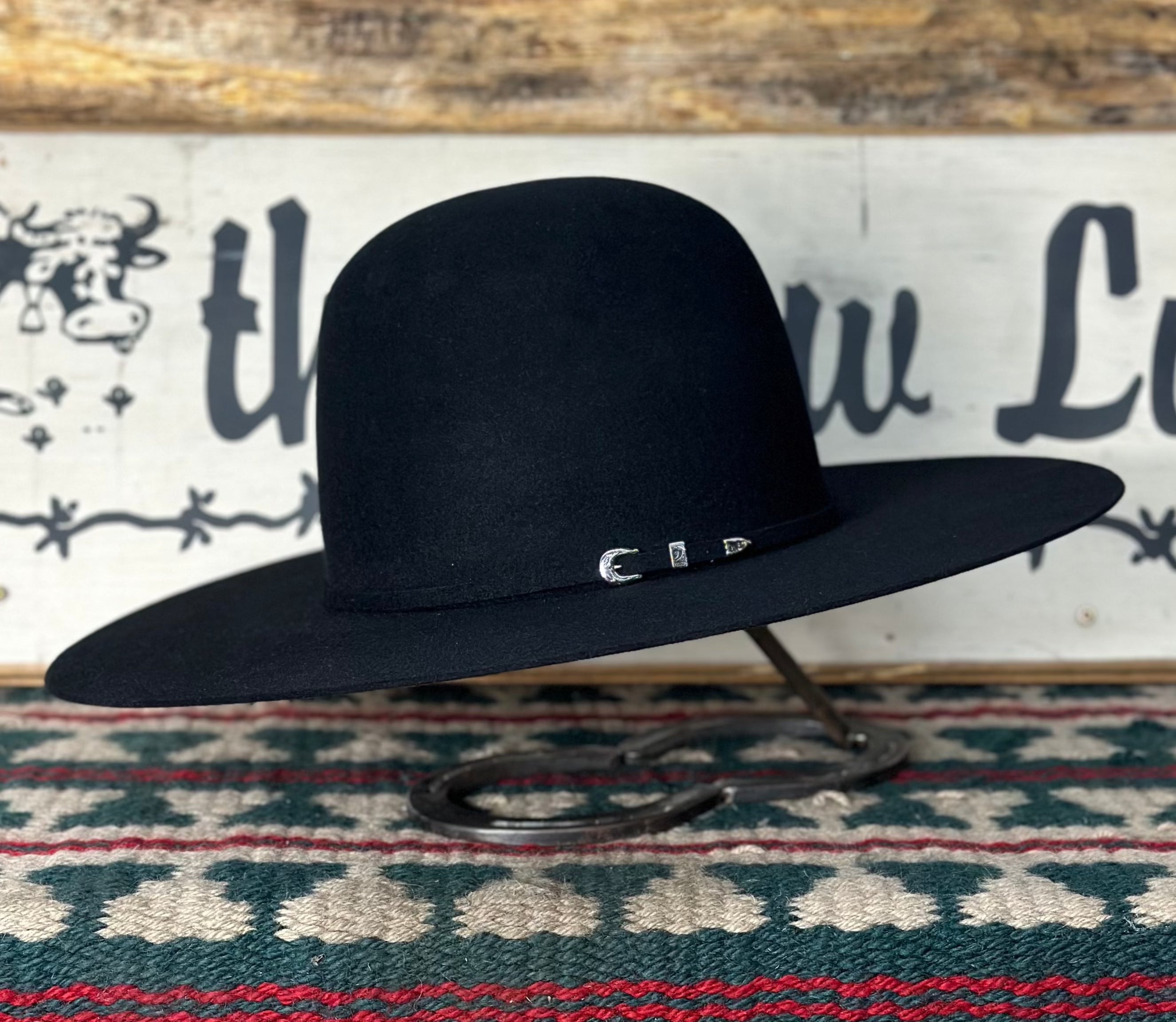 Black felt hat sales