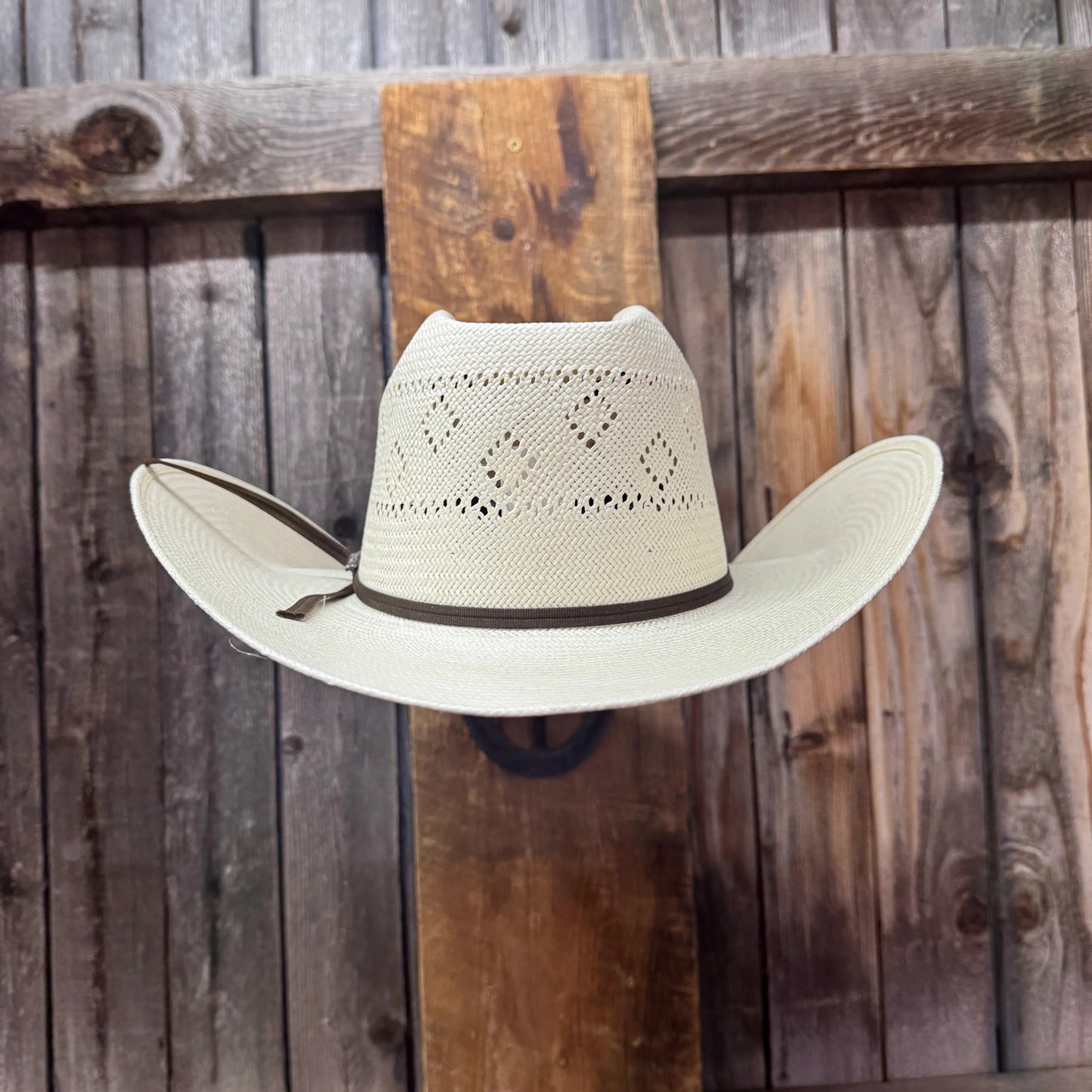 Twister 30X Shantung Multi Diamond 4 1/4" Brim