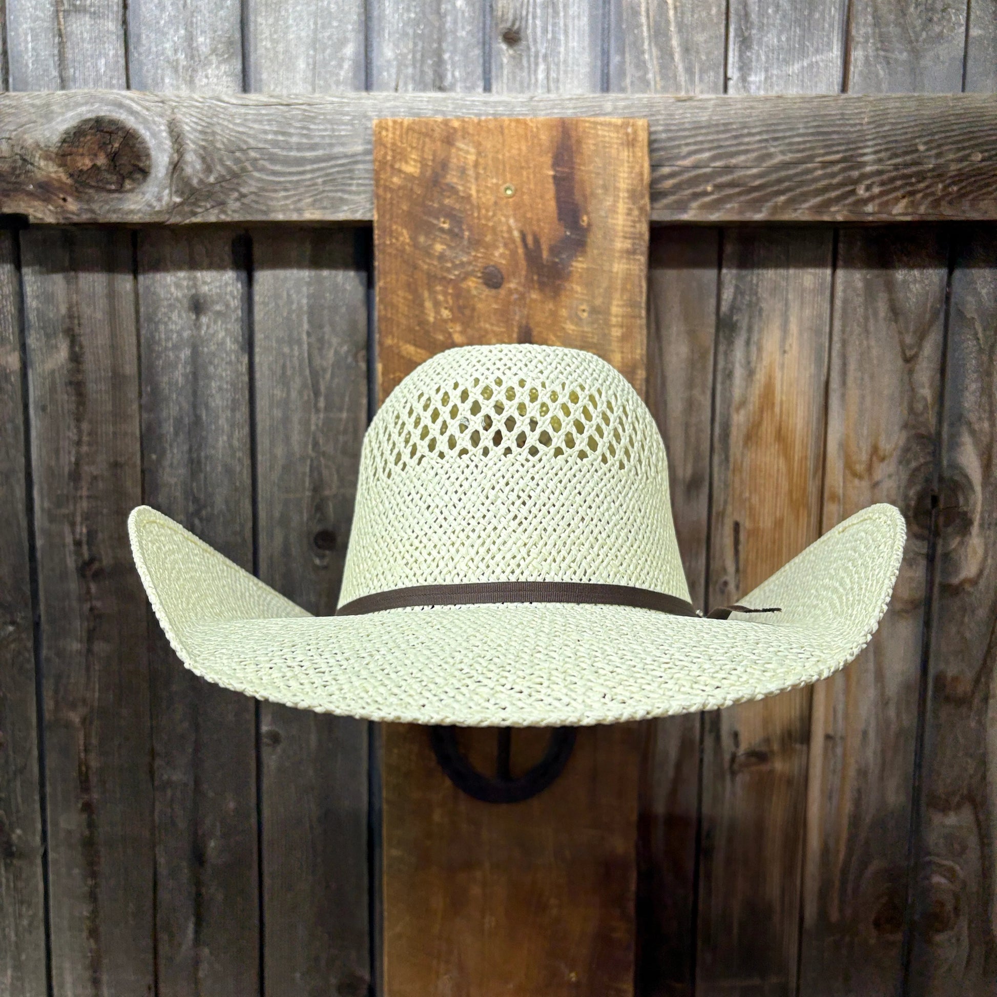 Twister White Twisted Weave 4 1/2" Brim ***SALE***