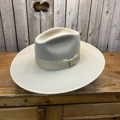 Rodeo King 7X 4 1/2" Brim | Buckskin