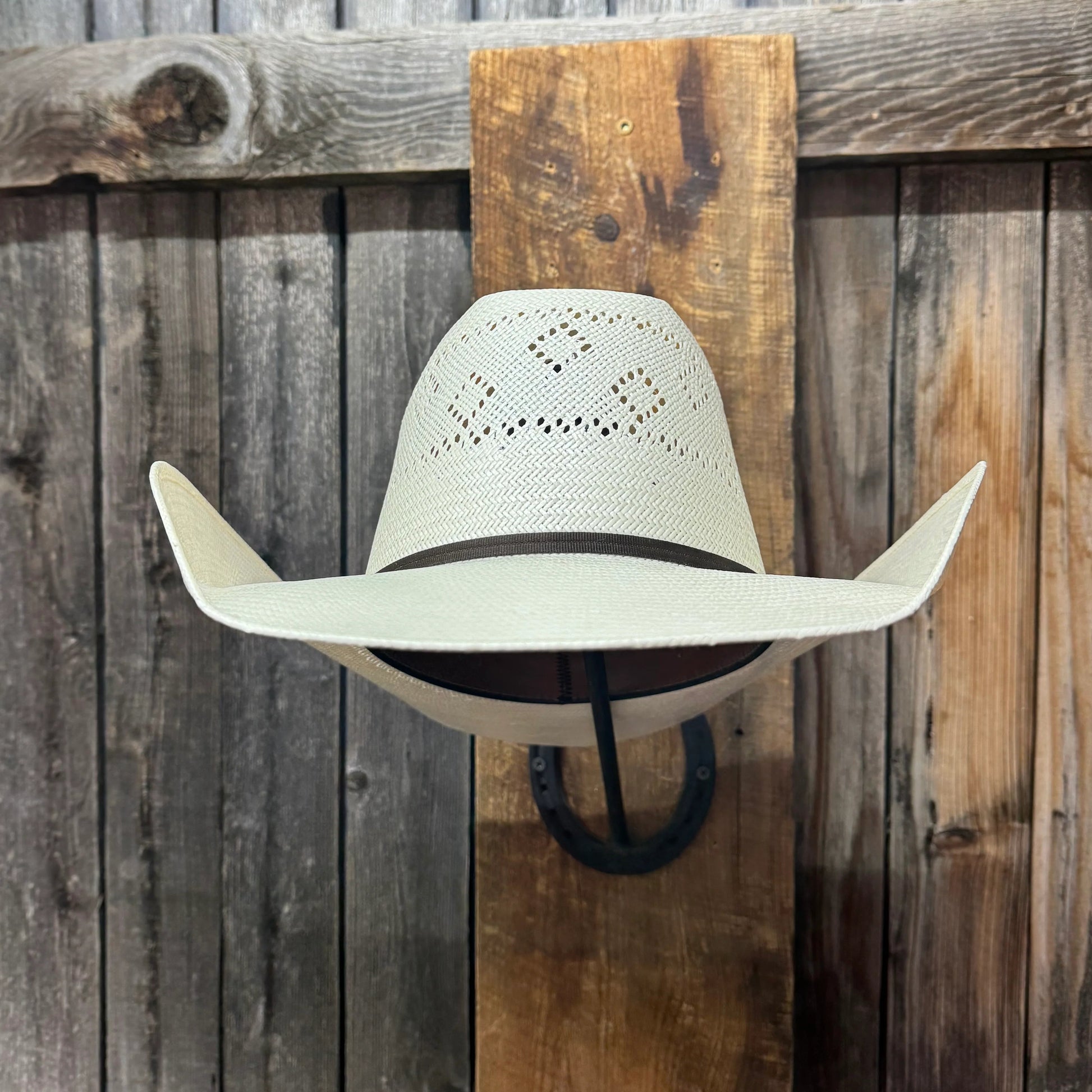 Twister 30X Shantung Multi Diamond 4 1/4" Brim