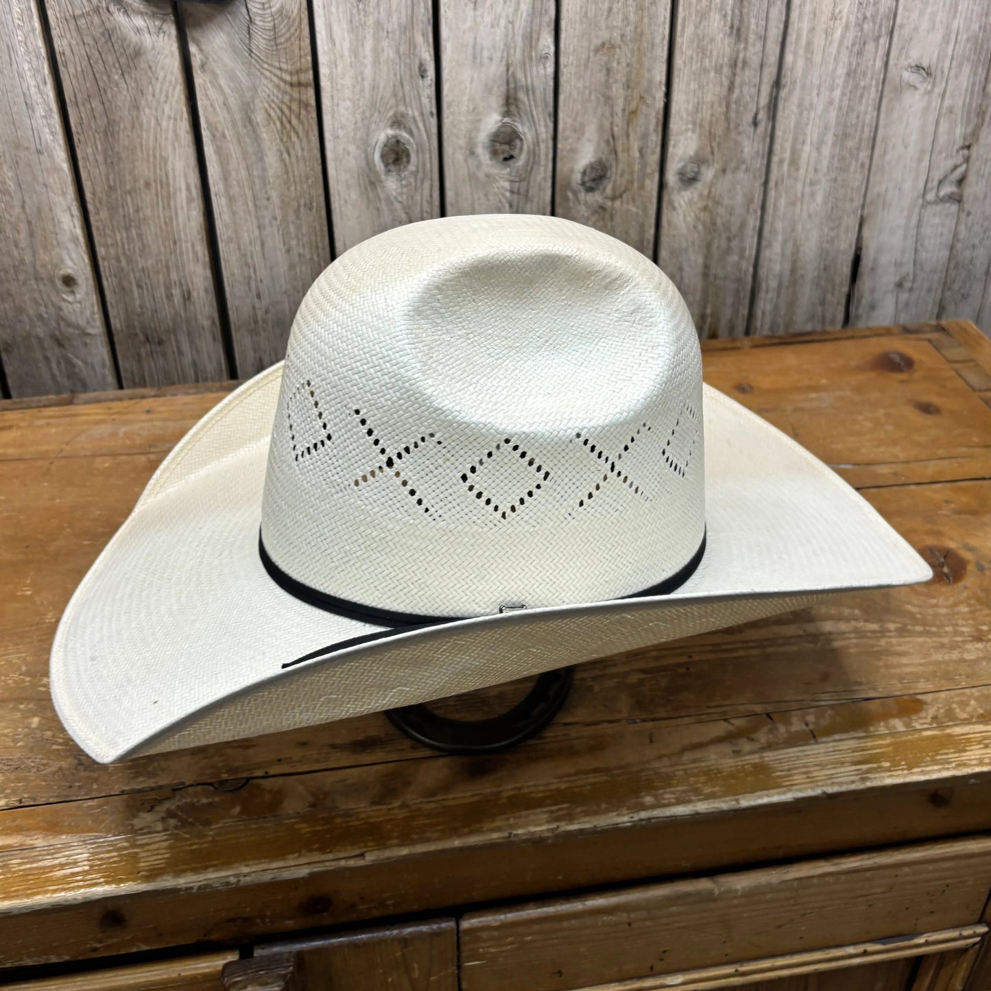 Twister Diamond X 4" Brim