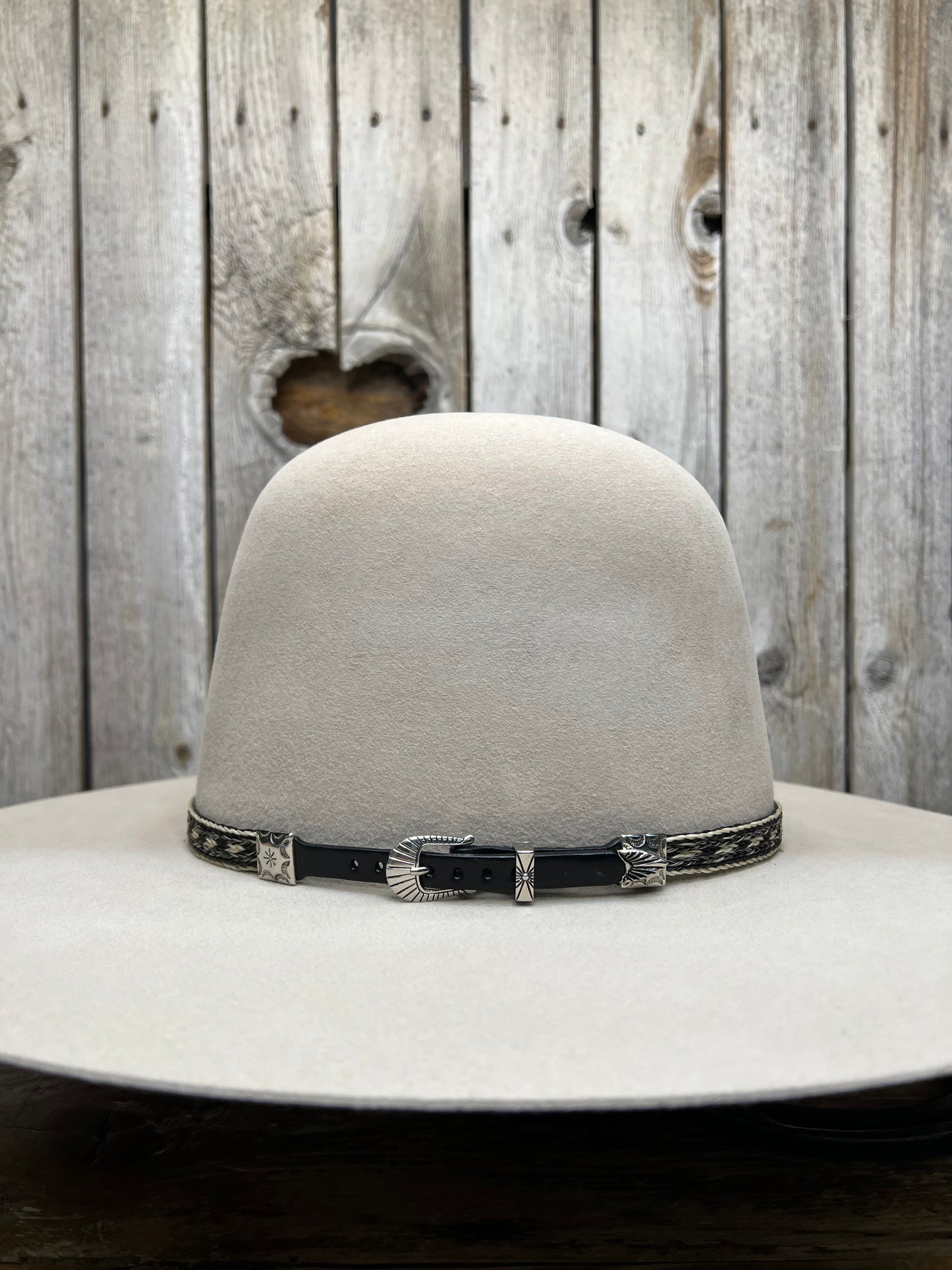 Hat Band | Horsehair 5 Strand w/ Buckle and Concho Ivory/Dark Brown