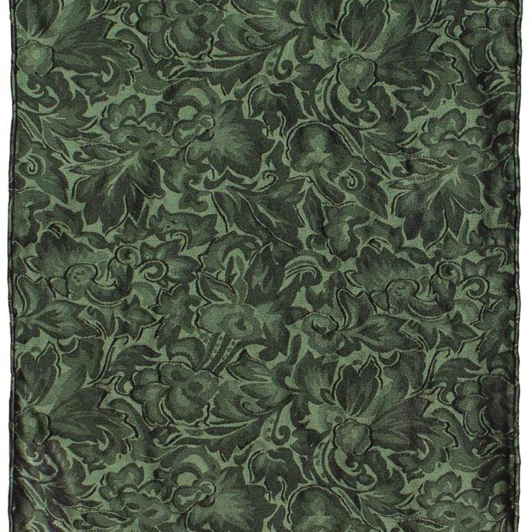 Wild Rag Baroque Fern 20"