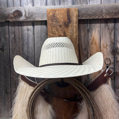 Twister Go Time 4 1/2" Brim