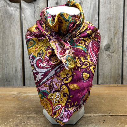 Wild Rag Paisley Lemon Berry 20"