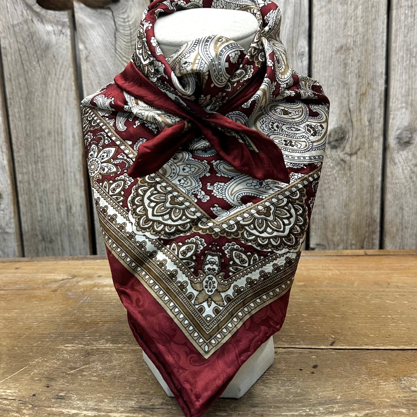 Wild Rag Paisley Cherry Honey 20"