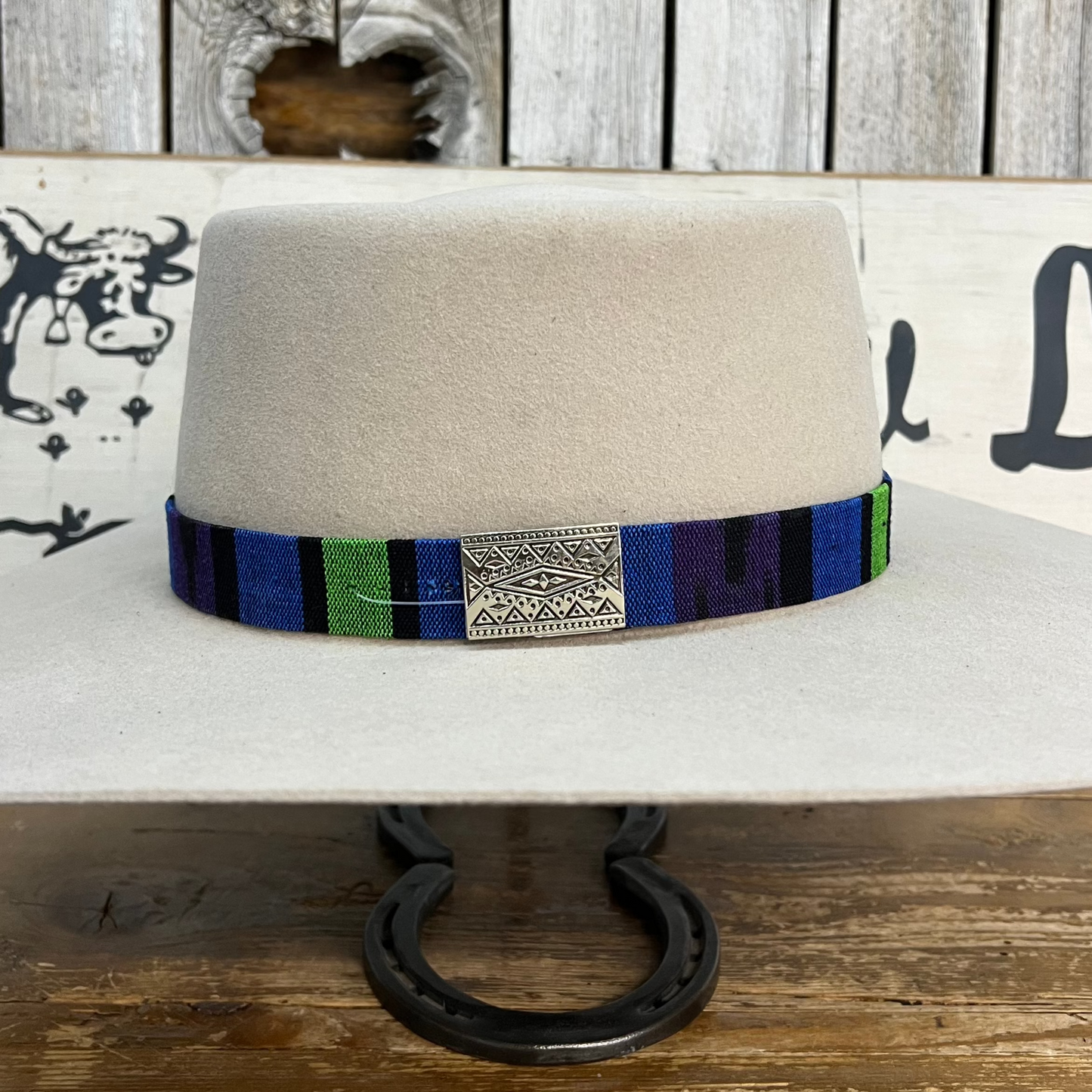 Hatband HB32-13 | 1" Tapestry w/ Side Concho