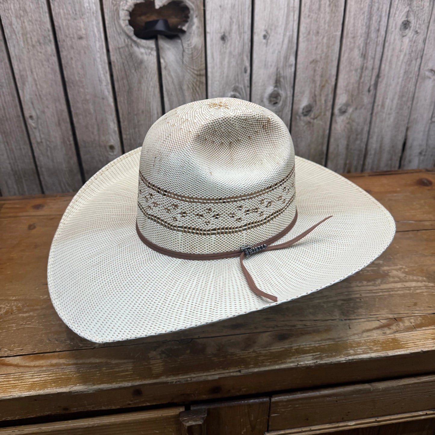 Twister Rowdy Bangora 4 1/2" Brim *ON SALE-NOT ELIGIBLE FOR EXCHANGE OR REFUND*