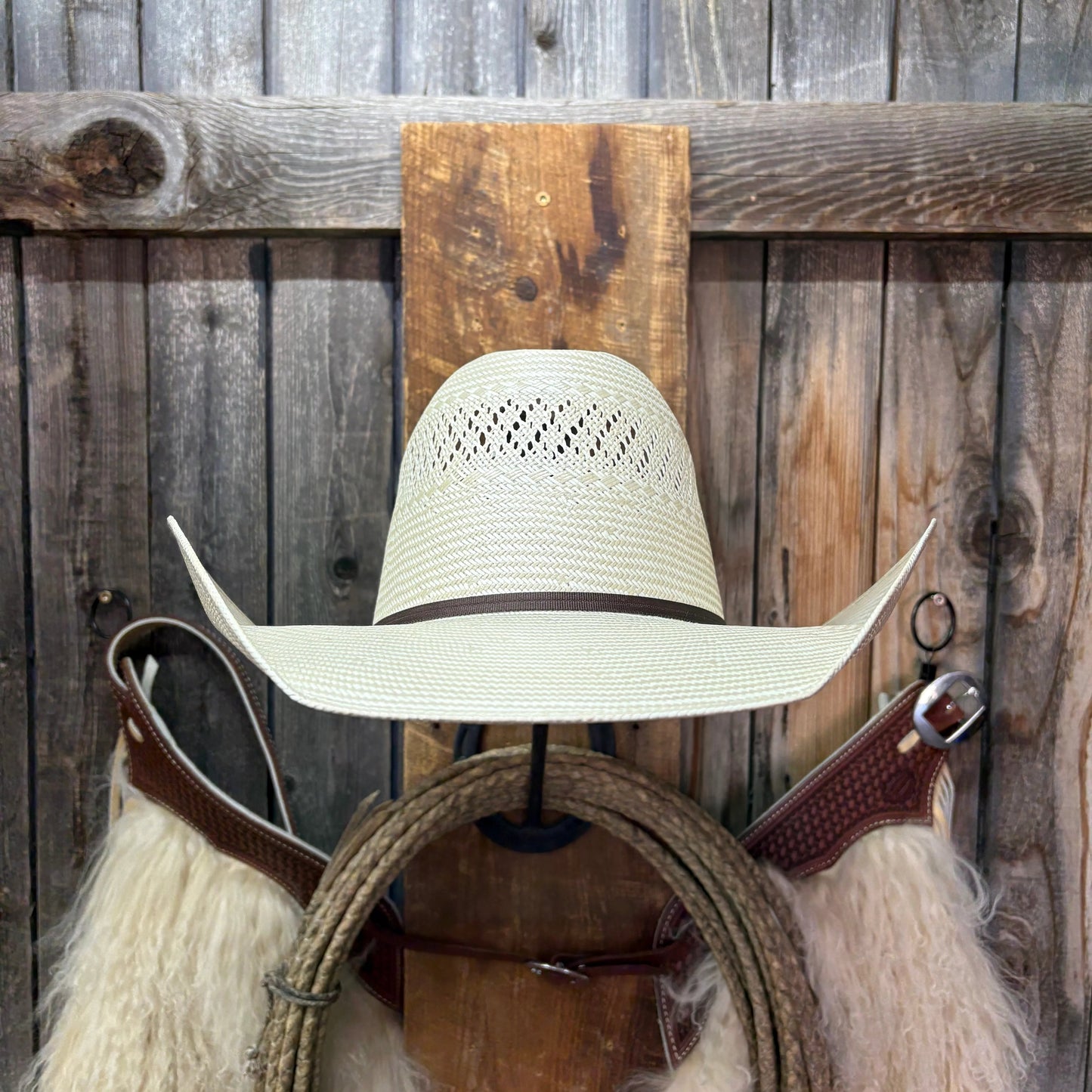 Twister Tan Shantung 4 1/2" Brim