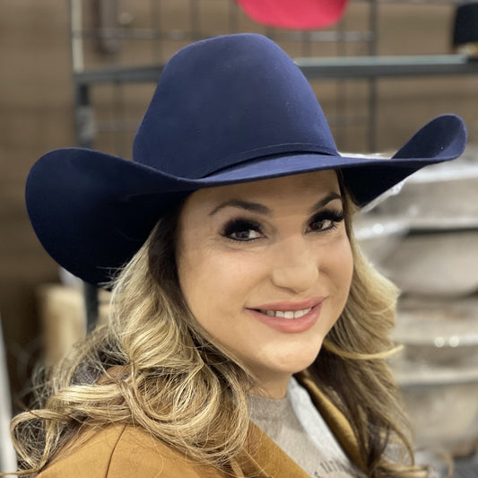 Rodeo King 10X 4 1/2" Ala | Zafiro [Azul marino oscuro] 