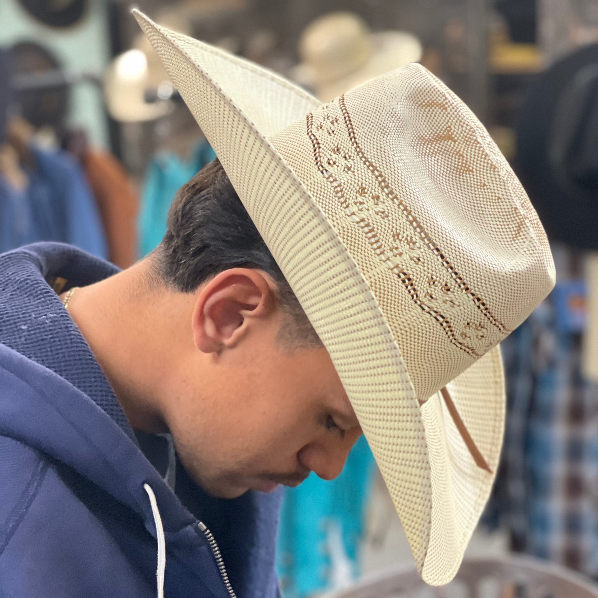 Twister Rowdy Bangora 1/2